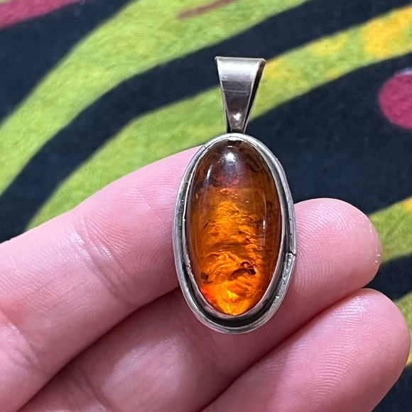 Vintage Jewelry - VTG Artisan Made Baltic Amber Sterling Silver Pendant